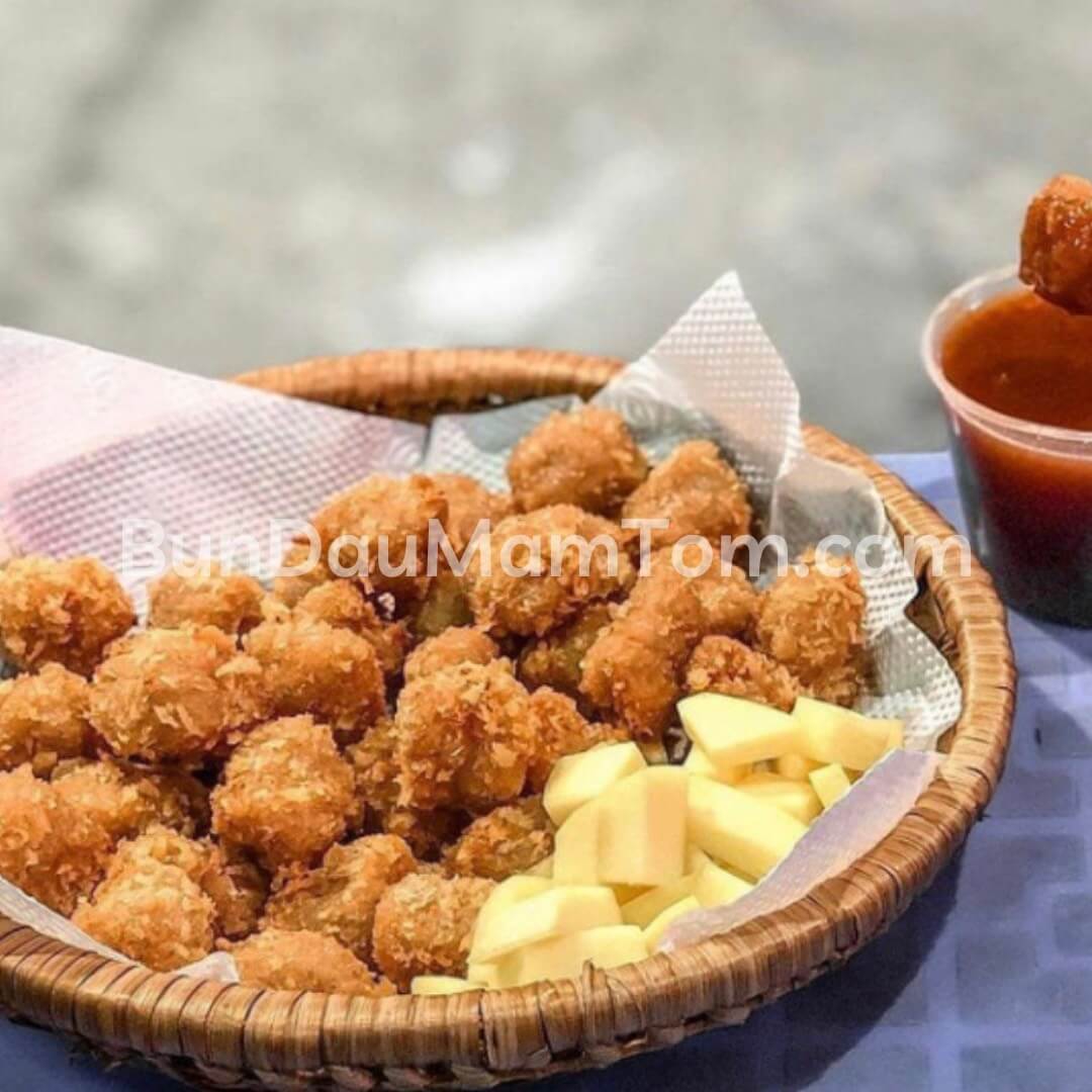 Nem chua rán Hà Nội
