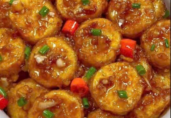 Đậu hũ phô mai xốt chua ngọt ăn rất bén! Đậu hũ phô mai xốt chua ngọt ăn rất bén!