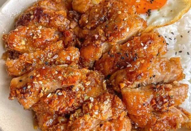 Giờ thì măm măm thôi,  thêm ly rượu táo mèo êm thơm thì càng tuyệt!
