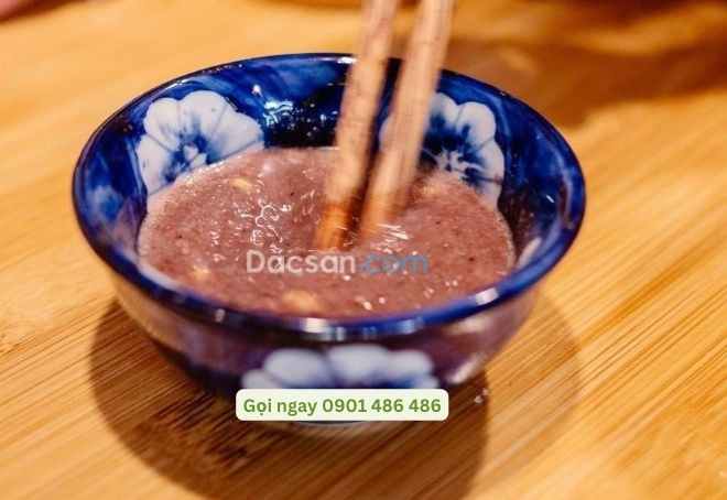 Mắm tôm ngon mới là thứ quyết định cho chất lượng món ăn bún đậu!