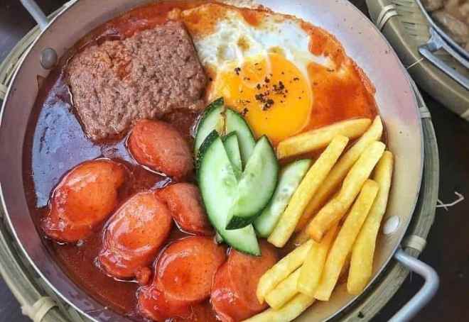 Bánh mì chảo là món ăn rất hấp dẫn thực khách (Nguồn ảnh: Sưu tầm) Bánh mì chảo là món ăn rất hấp dẫn thực khách (Nguồn ảnh: Sưu tầm)
